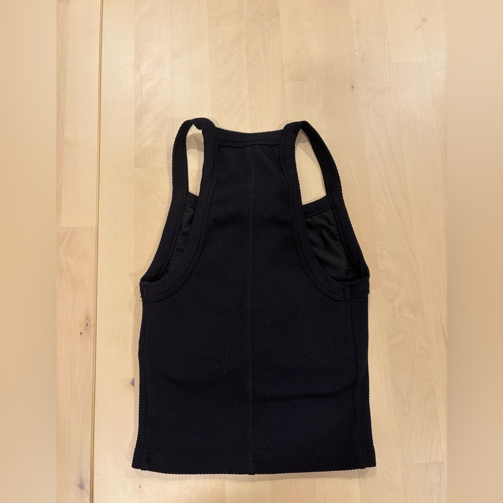 Strut-This Black Textured Performance Tank | Size Small | Built-In Support - Picture 2 of 3